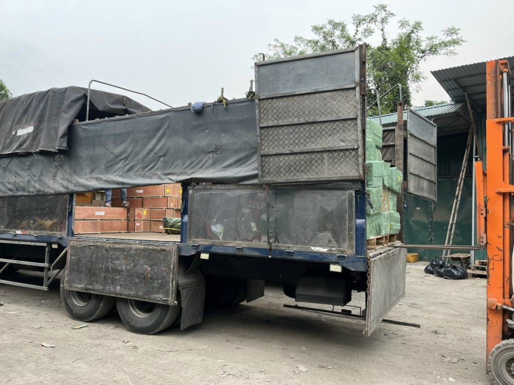 Gửi hàng Gia Nghĩa Đắk Nông vận chuyển giao phát ship đi Đà Nẵng Chành nhà xe (2)