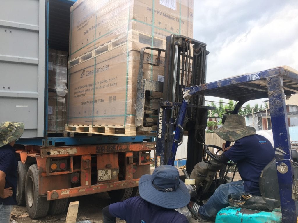 Gửi hàng vận chuyển Bà Rịa Vũng Tàu Giang giao phát ship đi Hải Dương Chành nhà xe (1)