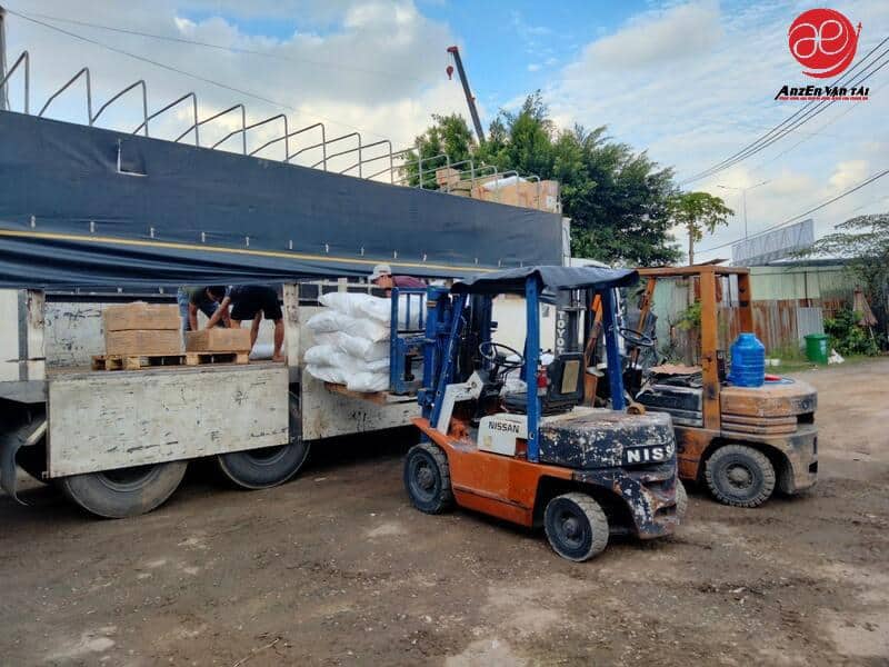 Gửi hàng vận chuyển Quy Nhơn Bình Định giao phát ship đi Cao Lãnh Đồng Tháp Chành nhà xe (2)