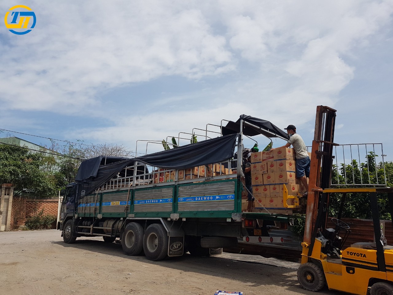 Đà Lạt Lâm Đồng gửi hàng vận chuyển đi Cần Thơ giao phát ship chành nhà xe (3)