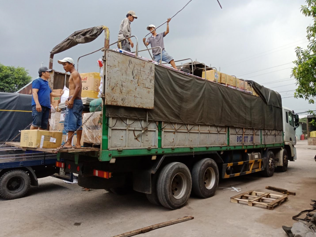 Gửi hàng Ninh Bình chành nhà xe vận chuyển đi Bắc Giang giao phát ship (1)