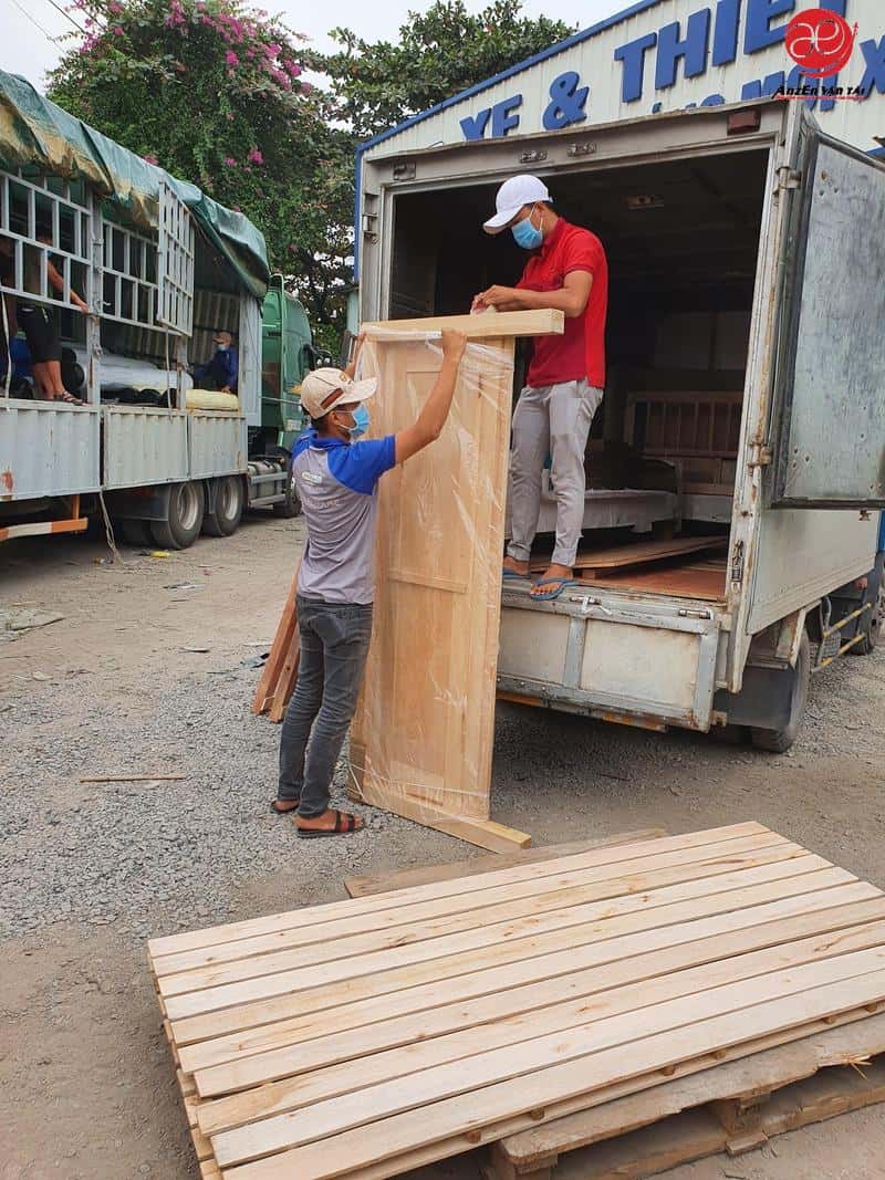 Vận chuyển gửi hàng giao phát ship chành nhà xe Tây Ninh đi Thừa Thiên Huế (1)